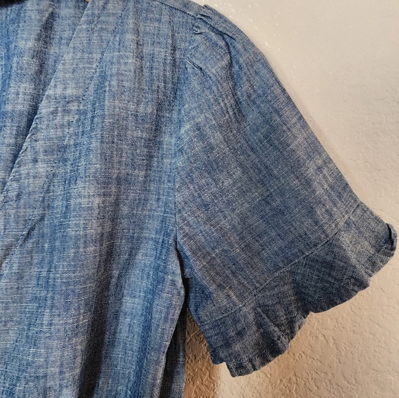 Francesca's Collection Chambray Wrap Crop Top - Picture 9 of 12